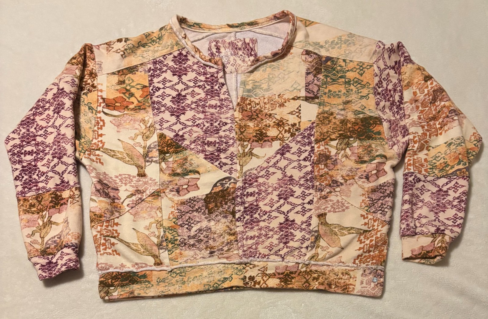 Anthropologie Pilcro Split Neck Patchwork Sweatsh… - image 3