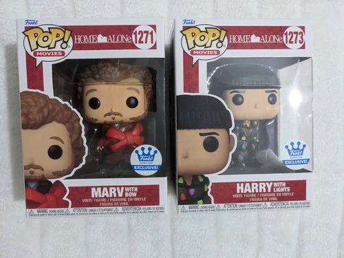 Funko Marv With Bow #1271 & Harry With Lights #1273 Home Alone + Pop Protectors
