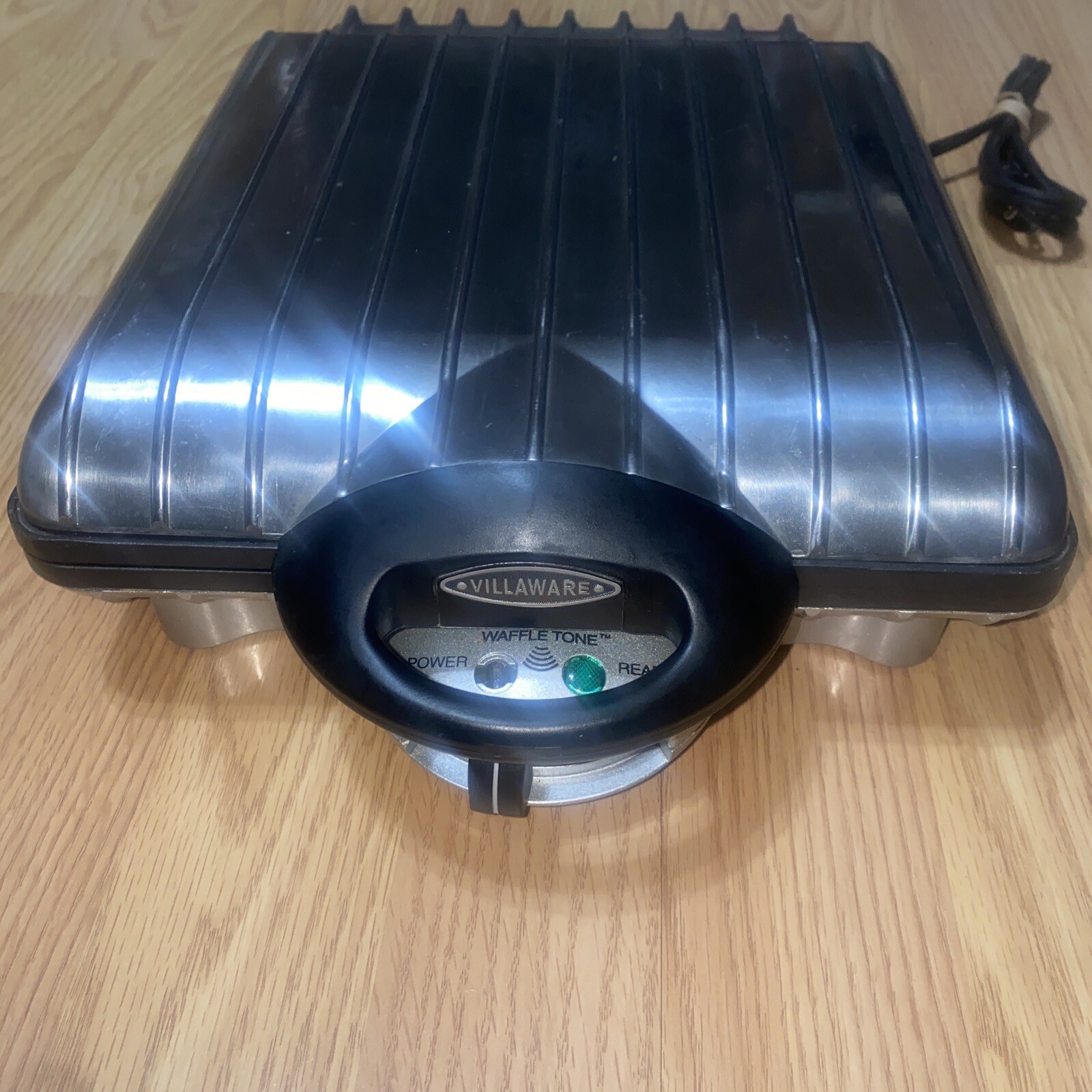 VILLAWARE UNO BELGIAN 4 SQUARE Waffle Maker Model 2001 Tested