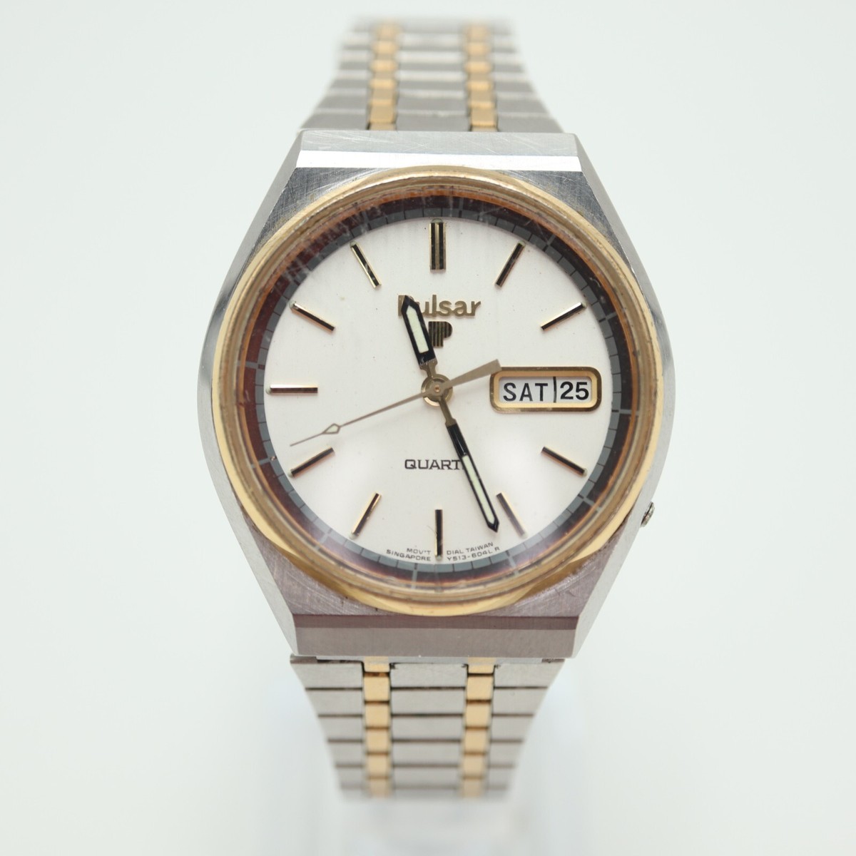 Vintage Pulsar Mens Watch 35mm Gold Tone White Day Date Y513