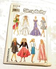 VINTAGE - SIMPLICITY - #9334 - 1989 - WARDROBE FOR 11 1/2" DOLLS