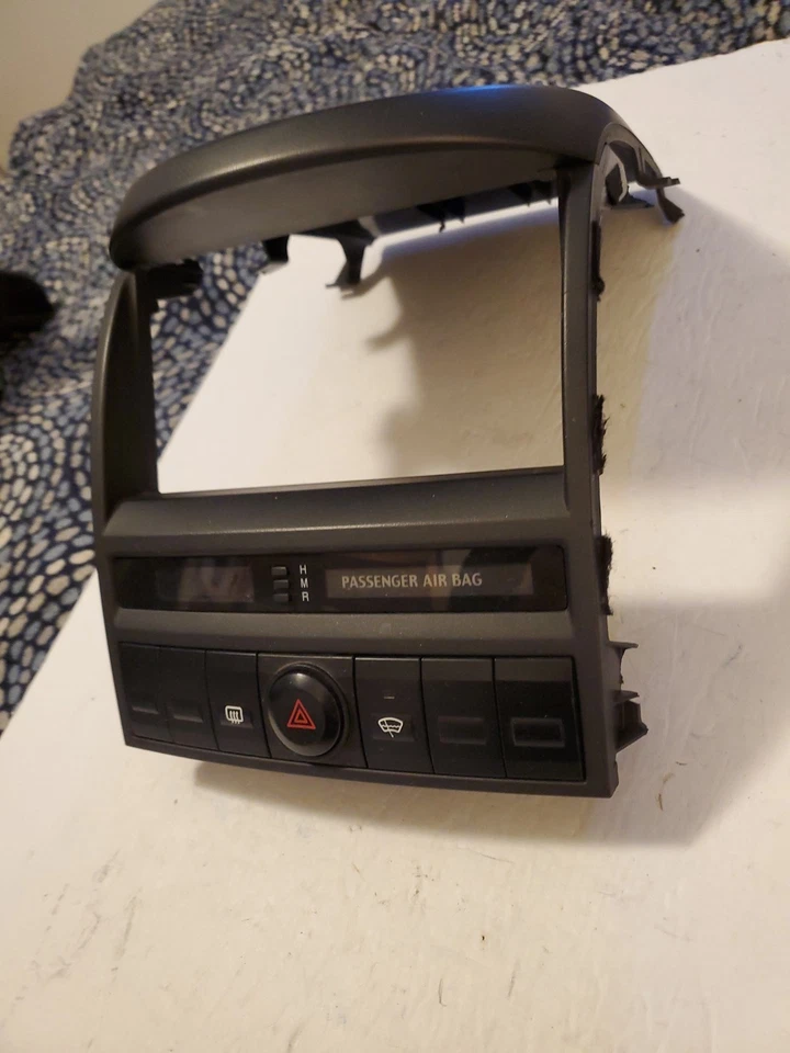 2003 2006 KIA SORENTO радио часы опасности def стеклоочиститель безель оригинальный поврежден - Изображение 3 из 4