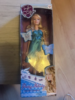 Taylor Swift Pretty Melody Doll - green dress