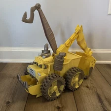 Disney Pixar Cars SCREAMIN' BANSHEE Junkyard Excavator Lights Sounds WORKS!