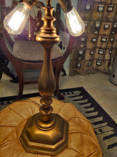 Vintage MCM 3 Light 💡Torchier Table Lamp - Solid Brass Milk Glass 33” Tall - Picture 4 of 10