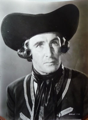 BO01- 025 - Foto - Original - Denis O'Dea - Dr Livesey - Treasure Island - RKO