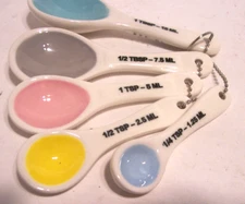 Rae Dunn Colorful White Ceramic Measuring Spoons 5 pc. Set NIB- Special Buy