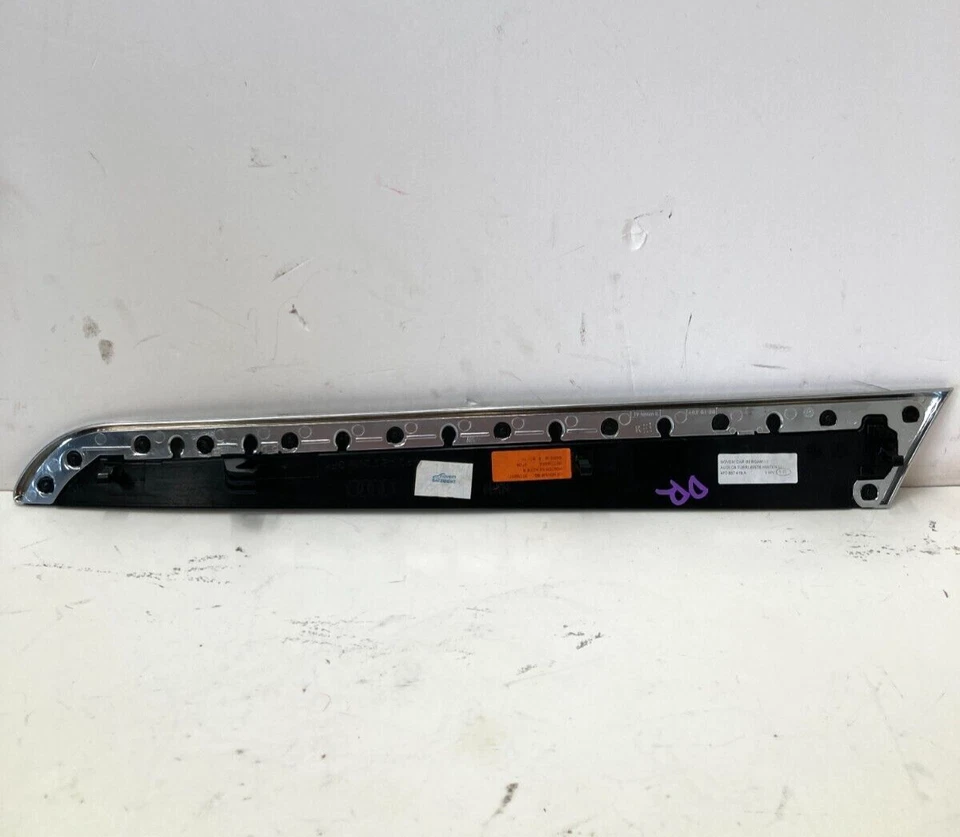 05-11 奥迪 A6 Quattro 司机左后内门装饰成型棕色原始设备制造商 — 第 4/4 张图片