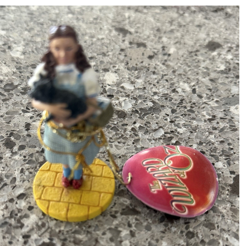 Westland Giftware Dorothy Figurine Resin The Wizard of Oz Decorative Multicolor