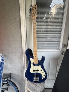 Dean Metal Man Bass Guitar | eBay