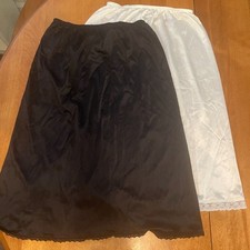 Vtg Lot 2 Half Slips Black  White Full Lace Trim Size M cottagecore grannycore