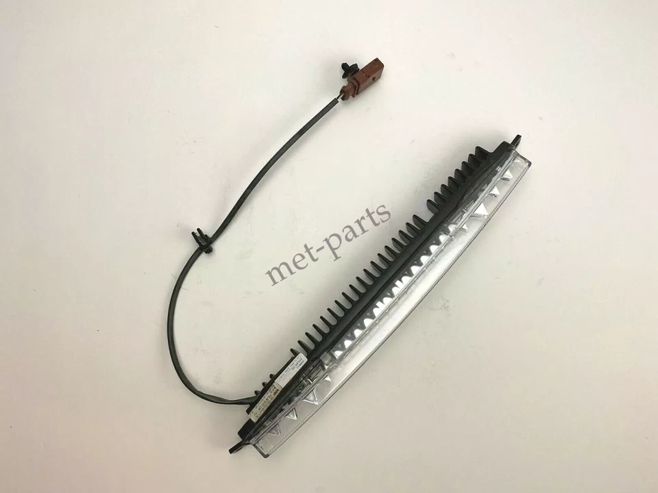 4W0945703 Parachoques trasero LED luz de marcha atrás para Bentley Bentayga 2016-2020 Foto 3 de 4