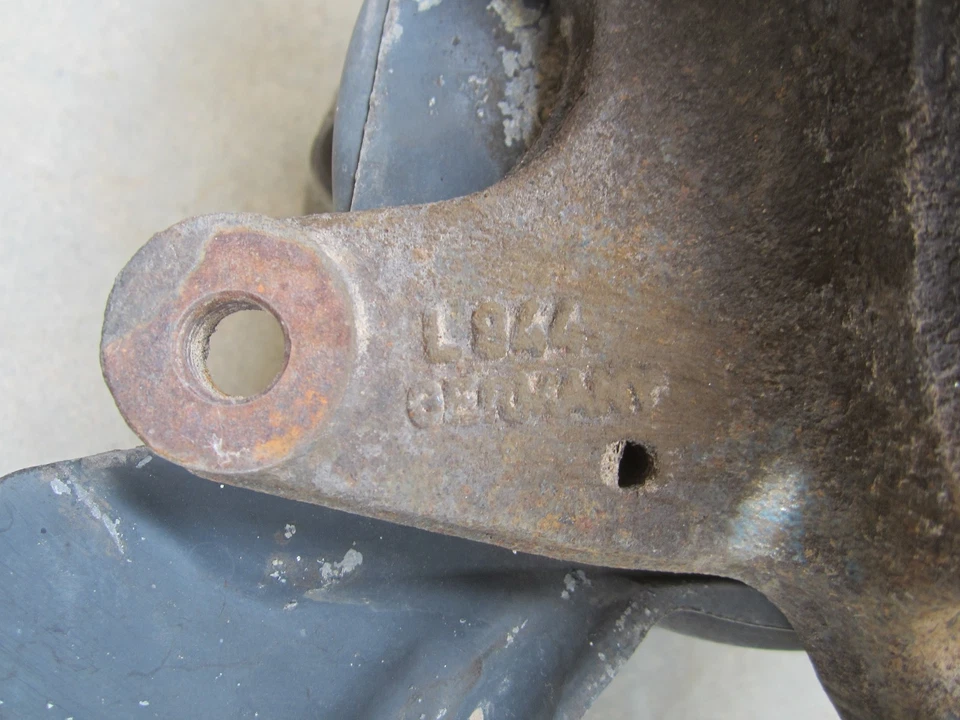 Porsche 944 1989 husillo delantero (L) y buje ABS Foto 4 de 4