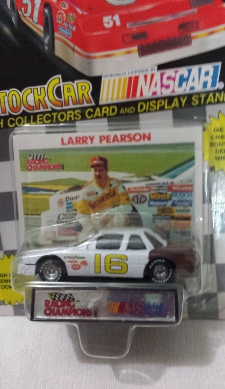 Larry Pearson Racing Champions 1:64 NASCAR #16 coche blanco, tarjeta y soporte 1990 Foto 2 de 4
