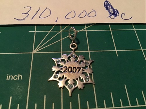 Vintage Sterling Silver Snowflake Winter Christmas Charm 2007