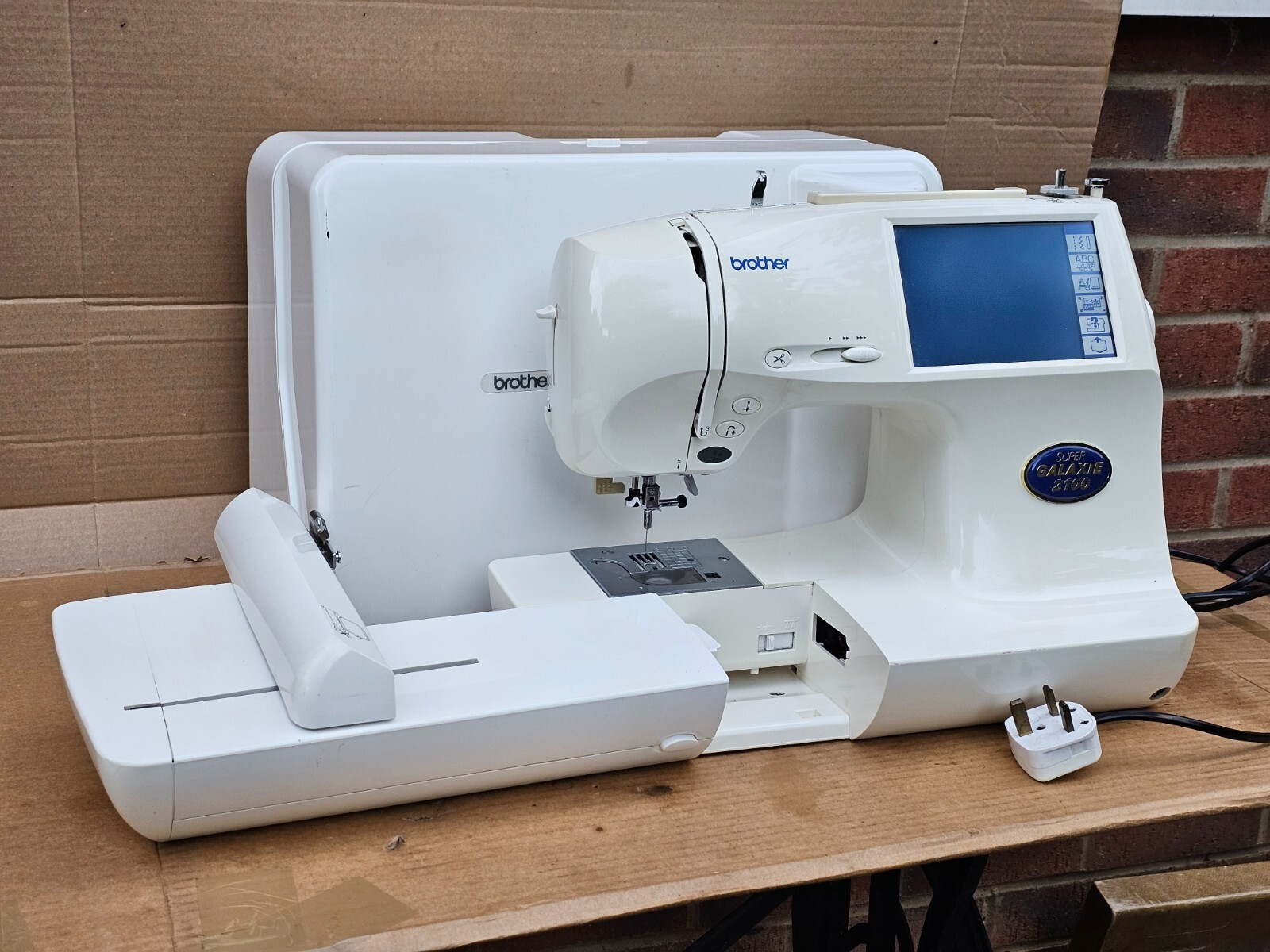 Brother Super Galaxie 2100 Embroidery Sewing Machine with Case eBay