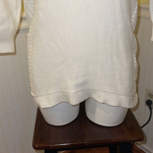 White House Black Market Ladies white turtleneck sweater. Size medium. - Picture 4 of 11