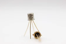40244 GOLD TRANSISTOR NOS( New Old Stock) 1PC C351U19F260418
