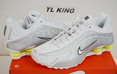 Nike WMNS Shox R4 Runner White Metallic Silver Volt Trainer Causal AR3565-102