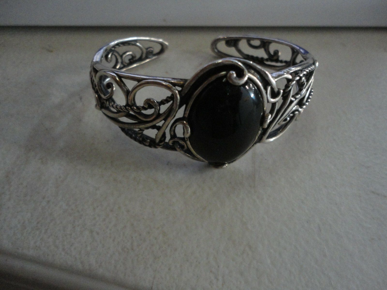 BRACLET - image 1