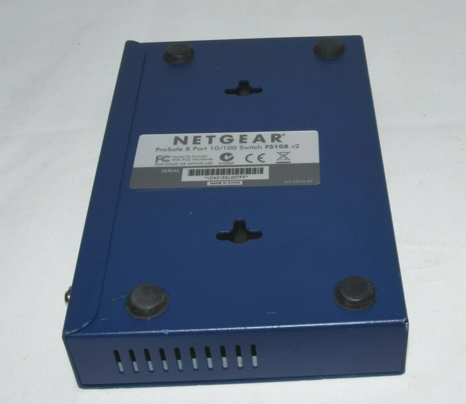 NETGEAR Prosafe 8-Port 10/100 Mbps Fast Ethernet Switch FS108 v2 ohne Netzteil - Bild 4 von 4