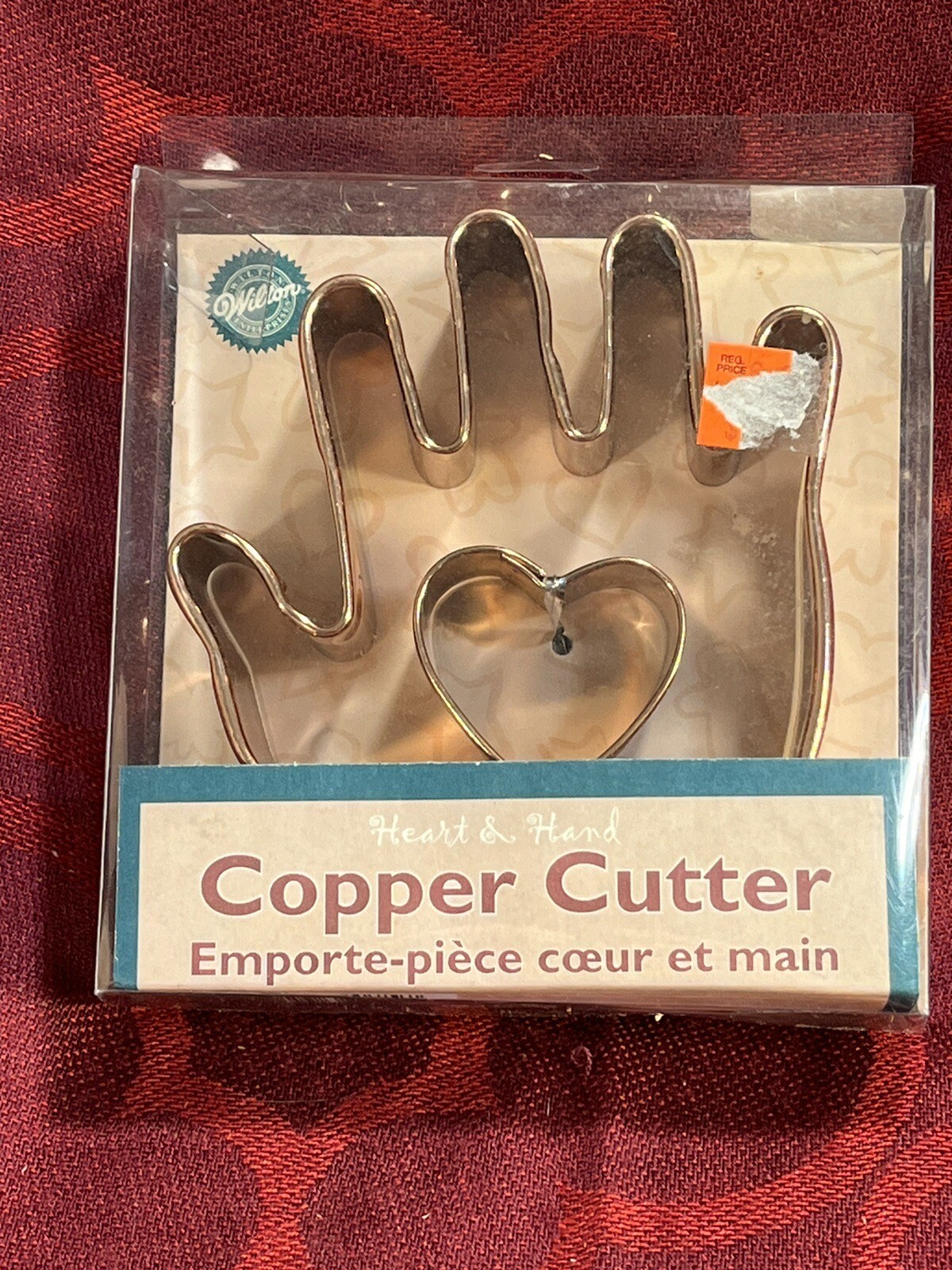 Wilton copper heart in hand cookie cutter 4 1 2 x 3 3 4 new in box