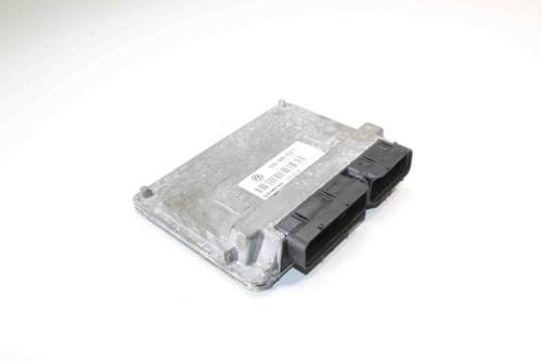 VOLKSWAGEN POLO 6N Motorsteuergerät 03D906032C 2001 13519546