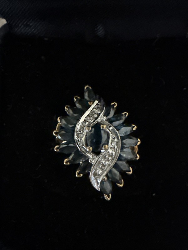 Vintage Sapphire & Diamond marqise cut RING Sz 7 In Gold