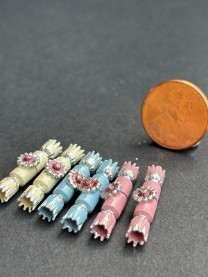 Vintage, Warwick Miniatures, Metal Pewter ''Party Poppers'' made in England 1:12