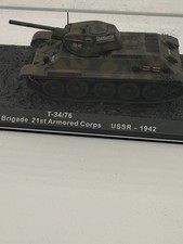 CHAR T34/76 URSS Militaire 1942 - 1/72éme IXO 