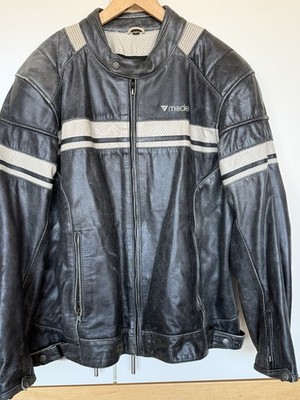 Motorradlederjacke August 70  - Größe 3XL der Marke Modeka mit Protektoren