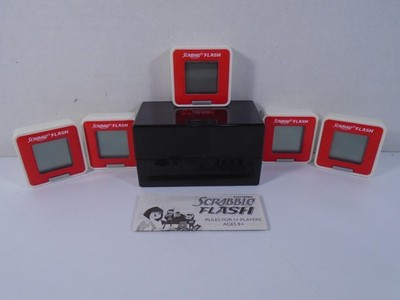2010 PARKER BROTHERS--ELECTRONIC SCRABBLE FLASH GAME (LOOK)