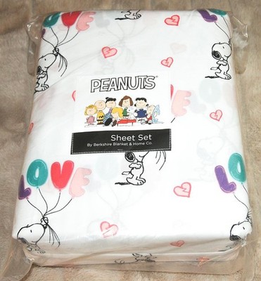 Peanuts ~ Snoopy LOVE King Sheet Set 4 pc Berkshire White Red Hearts *BRAND NEW!