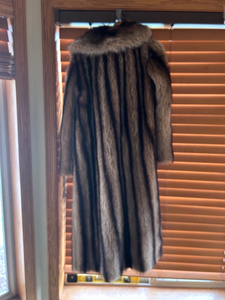 Thomas E McElroy Mink Fur Jacket Long Ships NOW! - Image 3 of 4