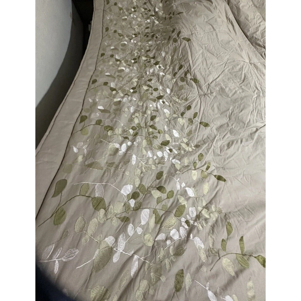 Victoria Classics Embroidered Floral Leaves King Comforter Vintage Cream green - Image 2 of 4
