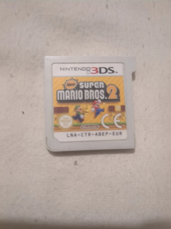 New Super Mario Bros 2 - Nintendo 3DS - Cart Only - Image 1 of 1