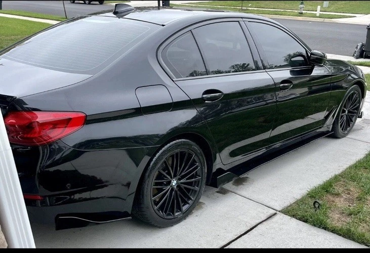 Panel basculante de faldón lateral de fibra de carbono apto para 2 m/78,7 pulgadas para Honda Accord 2000-21 Foto 4 de 4