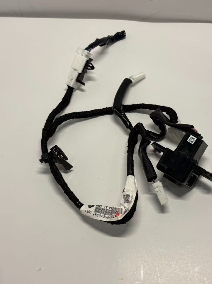 283426RA5A 2024 NISSAN ROGUE MOBILE PHONE WIRELESS CHARGING CONTROL ...