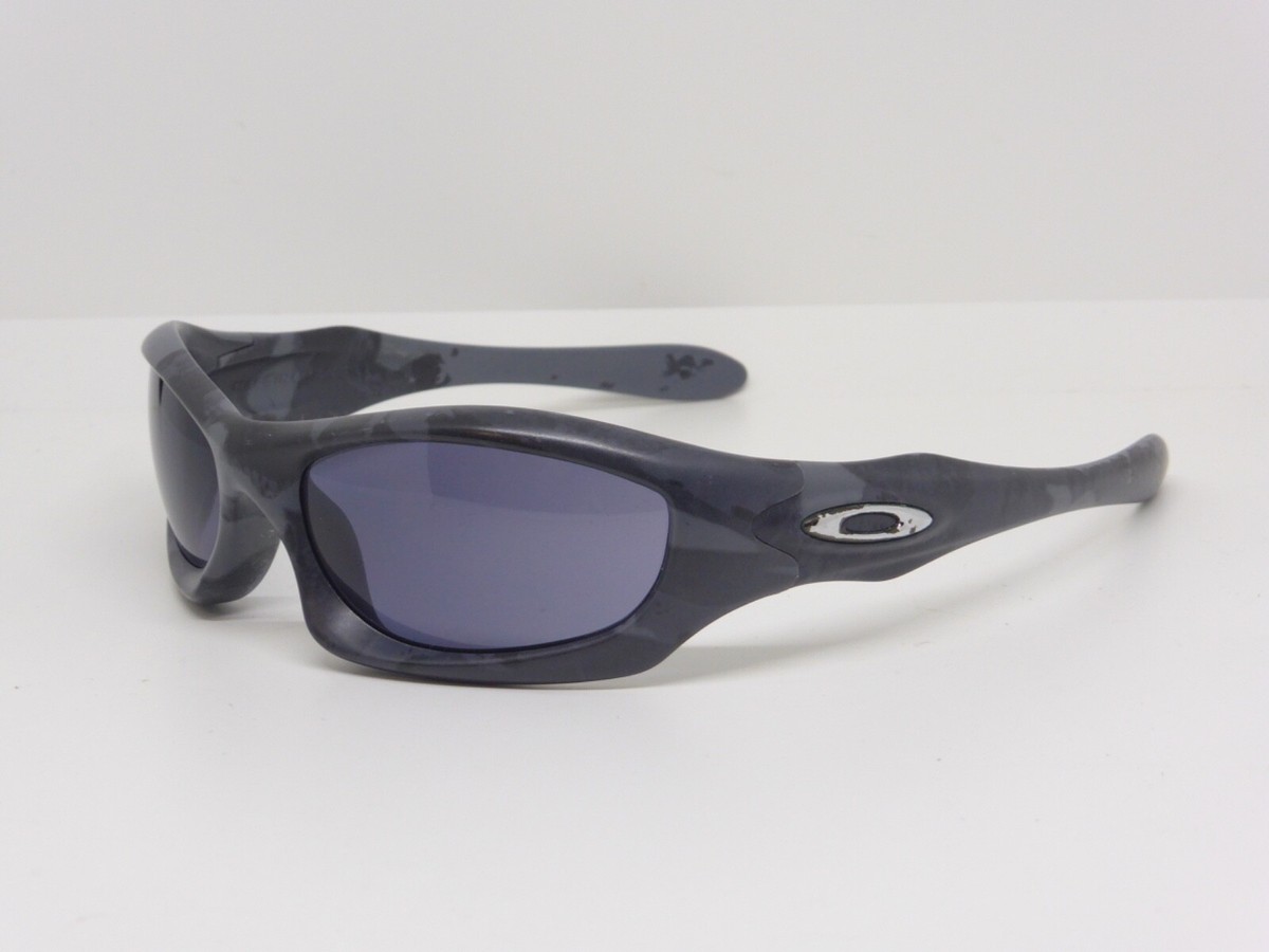 Oakley Monster Dog Night Camo w/Grey lens SKU 05-018 | eBay