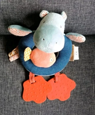 1525🌟Doudou Hippopotame Poisson Moulin Roty Grelots Hochet - Photo 1/4