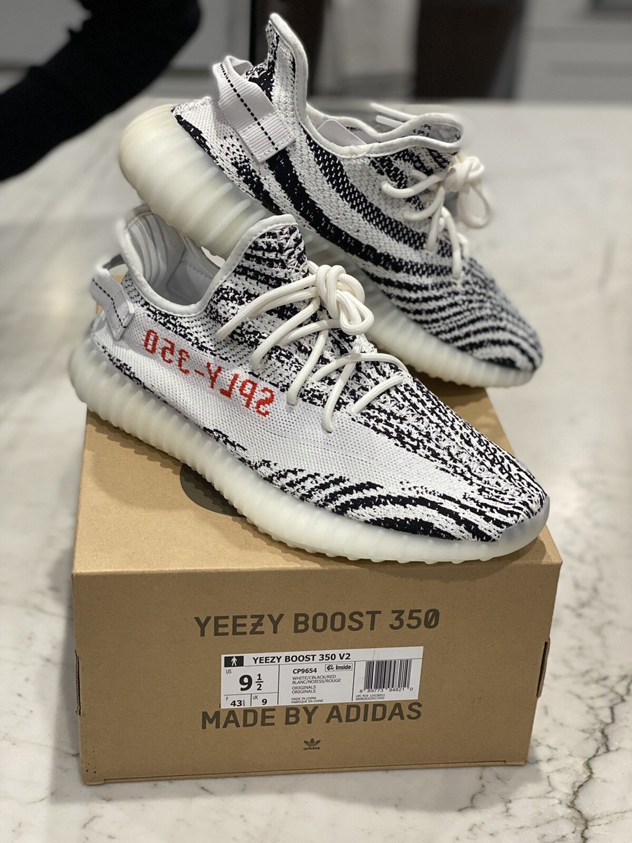 adidas gazelle silver green womens Yeezy Boost 350 V2 'Zebra' 2022/2023 – Imperial edge main image 0