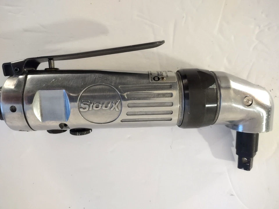 Taladro angular Sioux 5430 3/8" 1200 RPM neumático reversible 3/8" Foto 2 de 4
