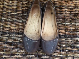 EUC Aldo Brown Ballet Flats size 37