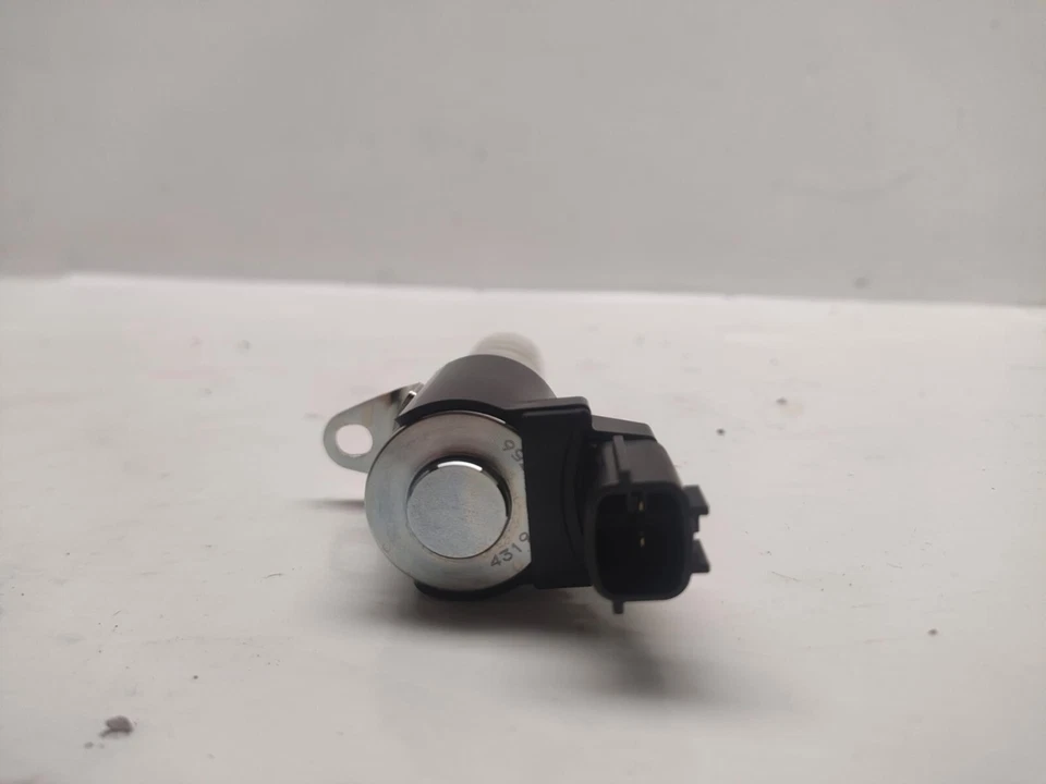 NUEVO SOLENOIDE VÁLVULA DE CONTROL ÁRBOL DE LEVAS ORIGINAL NISSAN MICRA 23796-ED06A Foto 2 de 2