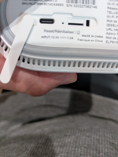 Telus 5G Modem Router With Wall Outlet Adapter US - Picture 9 of 14