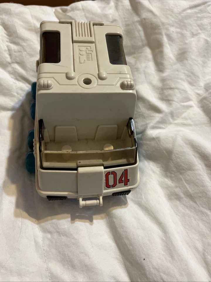 Vintage 1984 Lil Playmates Space Station Commander Vehicle 04 Hong Kong Toy - Image 4 of 4
