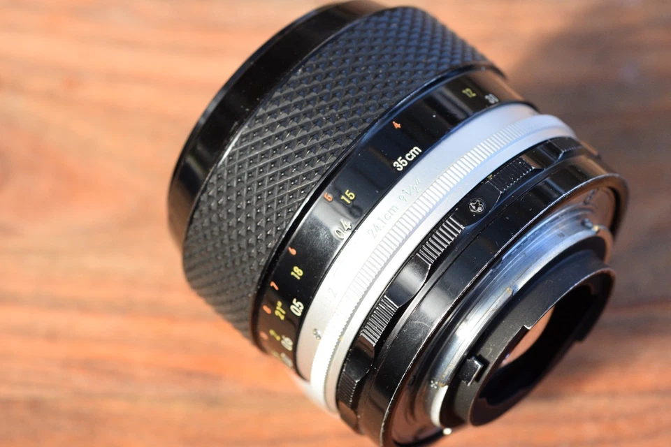 Nikon Micro-Nikkor-P·C Auto 55mm f/3.5 Pre-AI Macro Lens – Japan - image 3 of 4