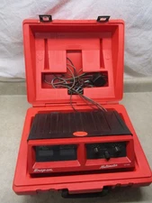 SNAP ON TOOLS/AMP/OHM/VOLT /DWELL METER VINTAGE MT1426 w/CASE