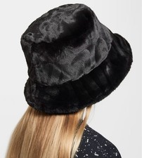 Nike Kids' Faux Fur Bucket Hat new with tags one size Apex