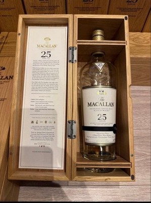 The Macallan 25 Year Old 700ml 1 Empty Bottle with Wooden Box from JP